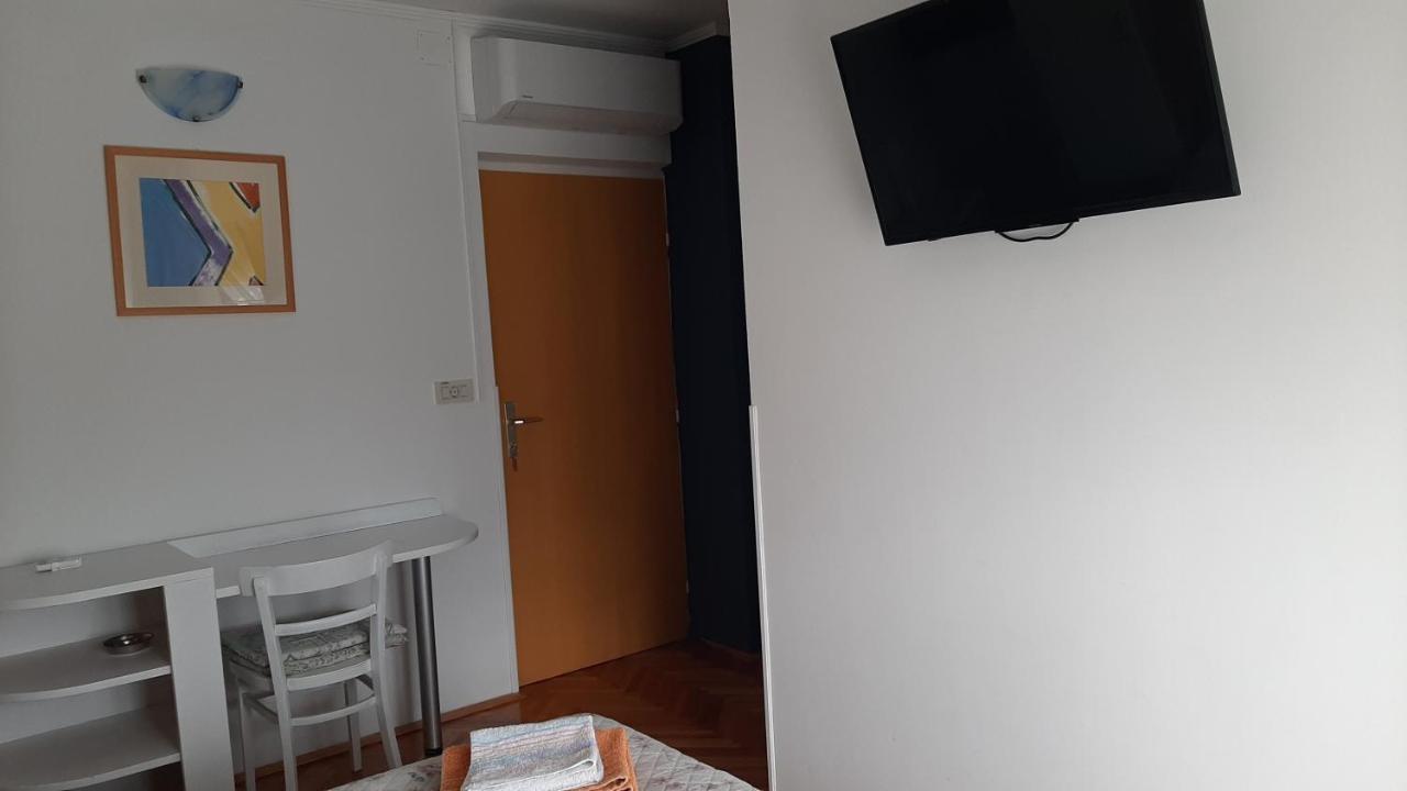 Rooms Neda Rab Town Ngoại thất bức ảnh