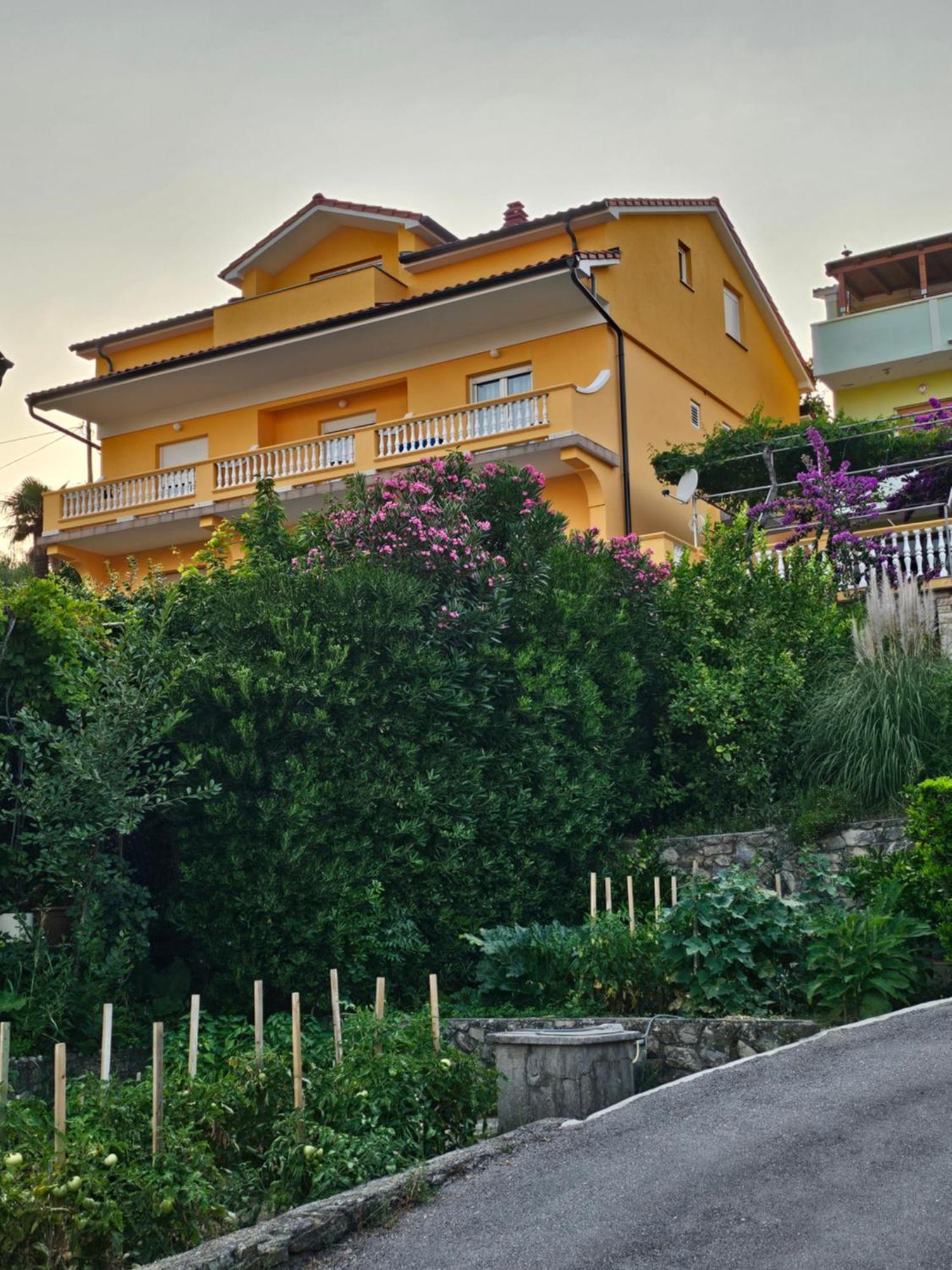 Rooms Neda Rab Town Ngoại thất bức ảnh