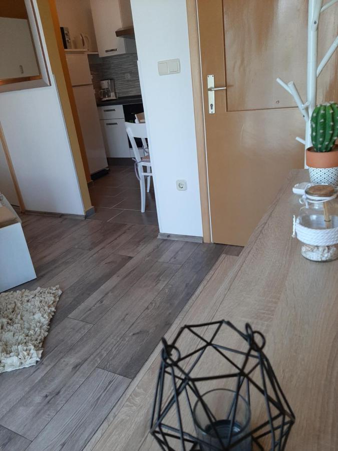 Rooms Neda Rab Town Ngoại thất bức ảnh