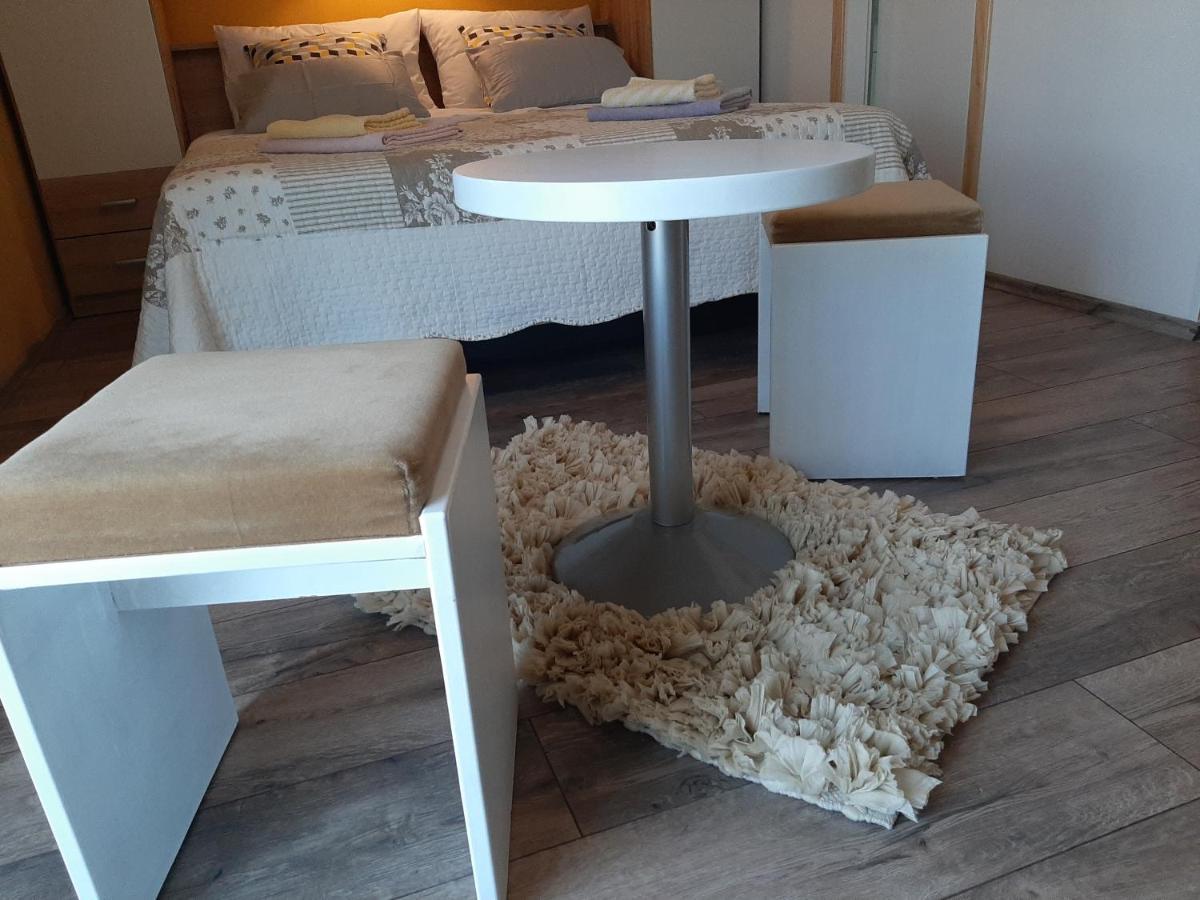 Rooms Neda Rab Town Ngoại thất bức ảnh