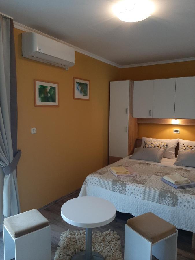 Rooms Neda Rab Town Ngoại thất bức ảnh
