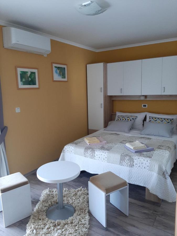 Rooms Neda Rab Town Ngoại thất bức ảnh