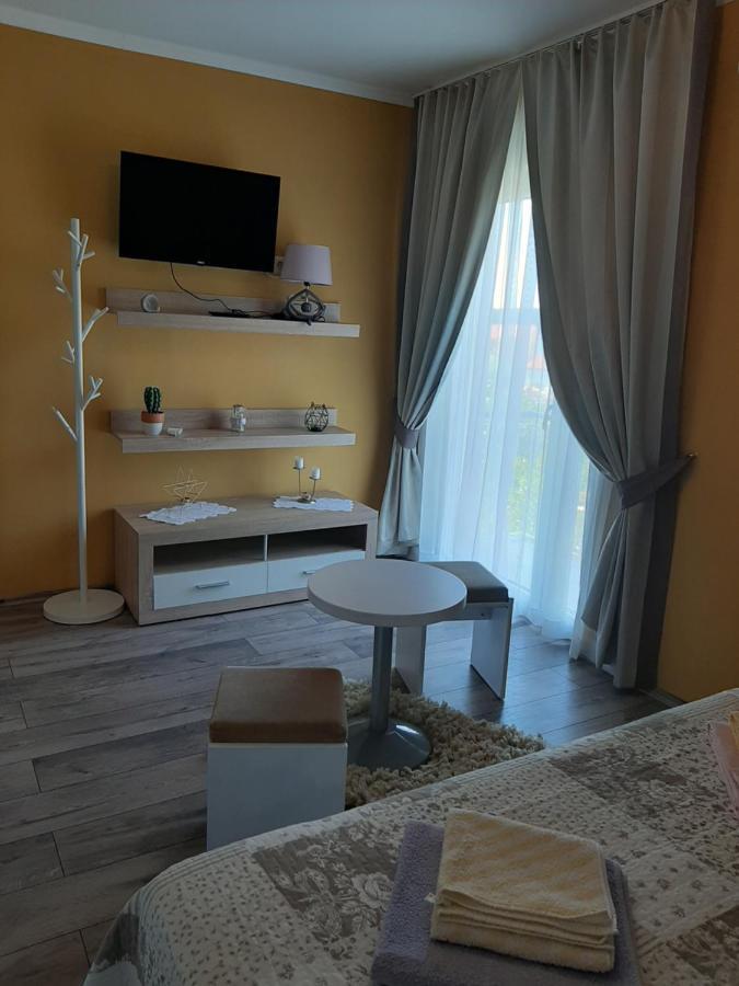 Rooms Neda Rab Town Ngoại thất bức ảnh